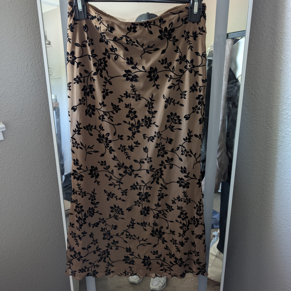 Elegant Brown Floral Skirt